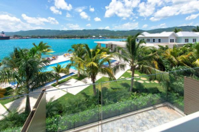 Luxury Oceanfront Residence Condo